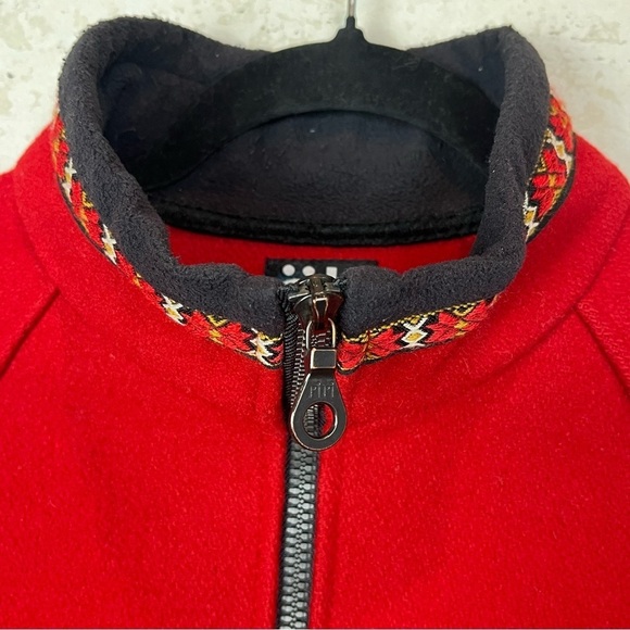 VTG KUHL Alf Women's Wool Coat Sz M Nordic Alpine Warm Minimalist Red Thumb Hole - Picture 1 of 16